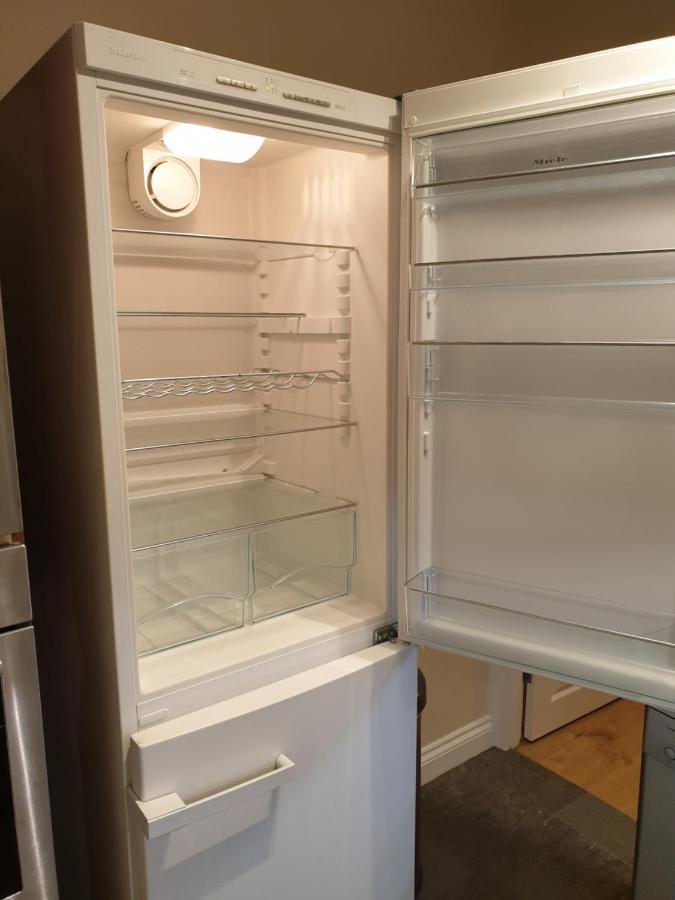 London Luxury 3 Bedroom Flat 1Min Walk From Underground, With Free Parking Sleeps X10 외부 사진